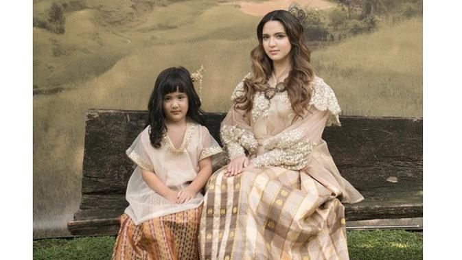 6 Gaya Fashion Mikhayla Zalindra, Anak Sulung Nia Ramadhani yang Modis Banget (sumber: Instagram.com/mikhayla_bakrie)