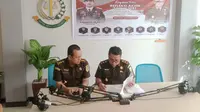 Kepala Seksi Penyidikan Pidana Khusus Kejati Sulsel, Hary Surachman memberikan keterangan pers terkait (Liputan6.com/Eka Hakim)