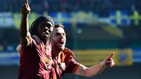 Tekuk Verona, Roma Dekati Juventus