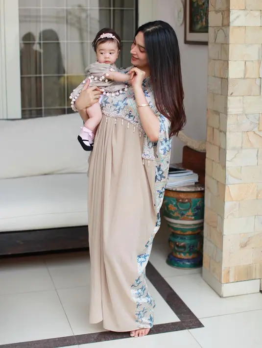 (Instagram/nsyakieb)