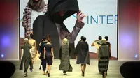 Indonesia Fashion Week, the biggest fashion movement di Indonesia resmi dibuka di Jakarta Convention Center (JCC). 