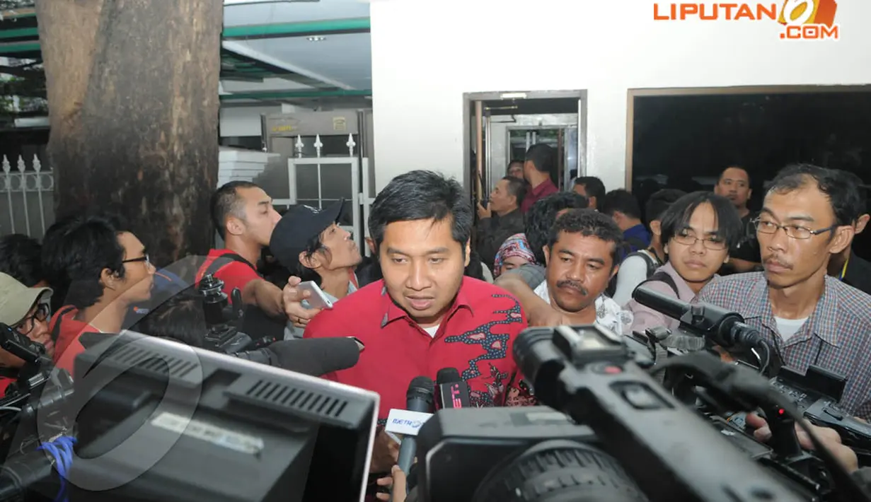  Ketua DPP PDIP, Maruarar Sirait mengatakan PDIP masih solid di rumah Mega, Jl Teuku Umar, Menteng, Jakarta Pusat, Selasa (15/4/2014).