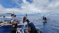 Proses penangkapan kapal ikan Filipina di perairan Kabupaten Kepulauan Talaud, Sulut, pada Jumat (11/4/2025).