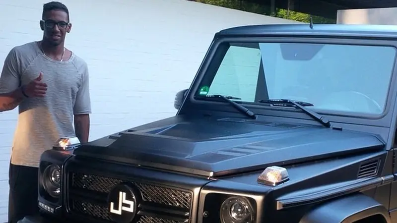 Mencintai Jerman, Jerome Boateng Pilih Mercedes G Class