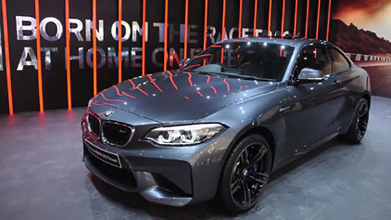 BMW M2 Coupe terbaru hadir sebagai salah satu ikon utama BMW M Corner di BMW Group Pavilion