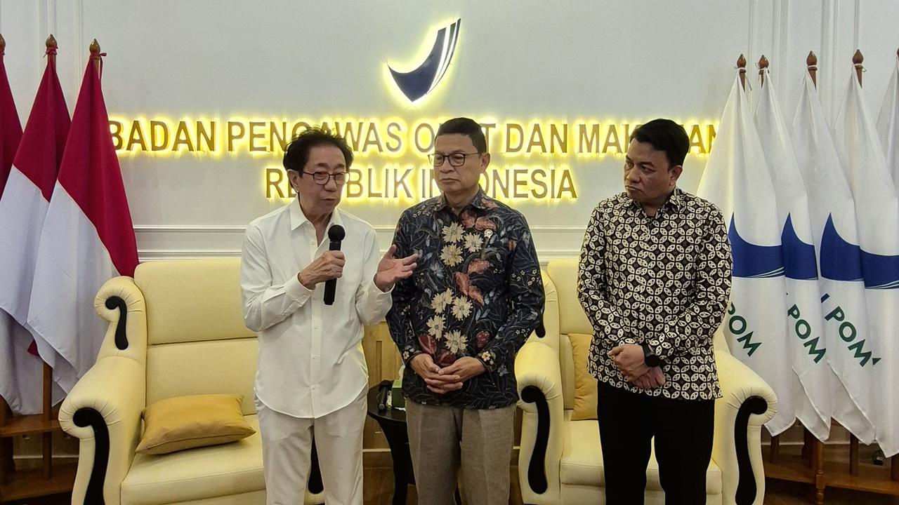 Bantu Pemulihan Korban Bencana NTT, Sido Muncul Salurkan Rp400 Juta melalui BPOM