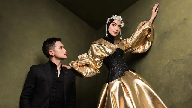 7 Potret Prewedding Citra Kirana dan Rezky Aditya dengan Suasana