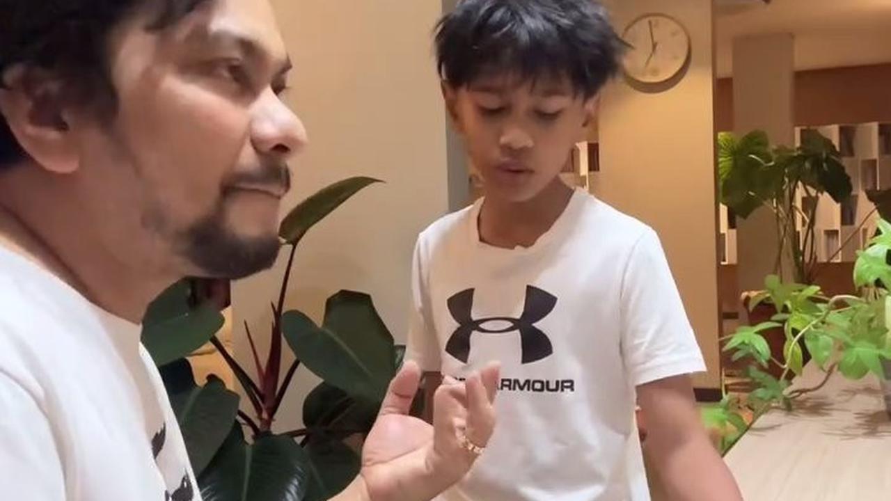 8 Potret Anak Lelaki Tompi yang Punya Suara Merdu, Begini Momen saat Berlatih Dengan Sang Ayah