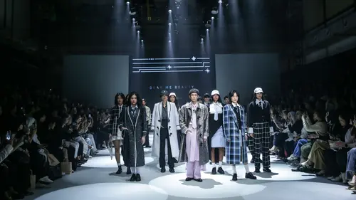 Visualisasi Kecantikan dalam Busana dari Wilsen Willim, Batik Keris, hingga Josephine Annie x Hian Tjen di PIFW 2025 - Fashion Fimela.com