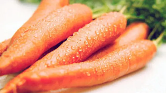 3 Cara Hilangkan Kulit Kering di Wajah Tanpa Dokter