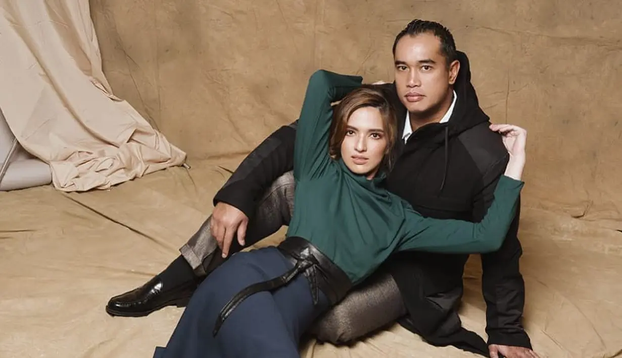 Nia Ramadhani dan Mikhayla Zalindra Bakrie