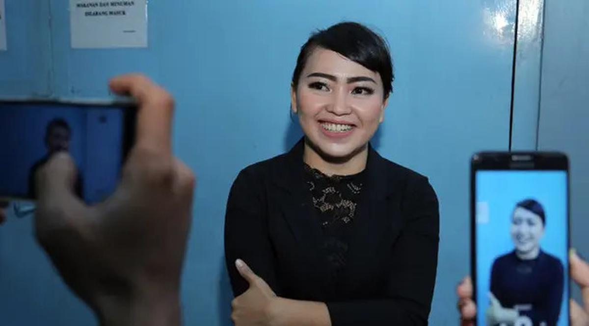 Suami Jelaskan Nasib Kontrak Kerja Mpok Alpa Setelah Meninggal Dunia