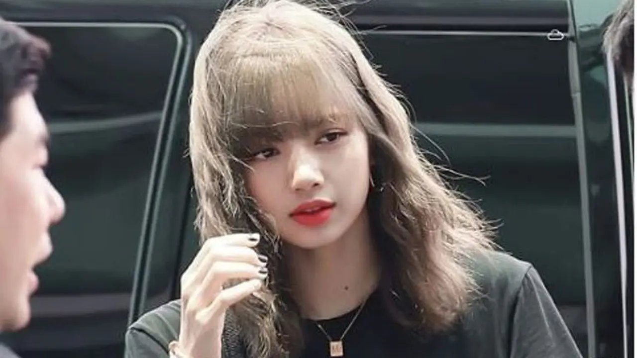 Lisa Blackpink Diduga Terpapar Virus Corona Usai Hadiri Milan Fashion Week 2020