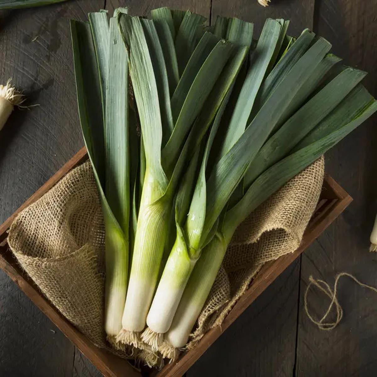 Cara Mudah Iris Daun Bawang Tanpa Lendir dengan Bahan Dapur Sederhana