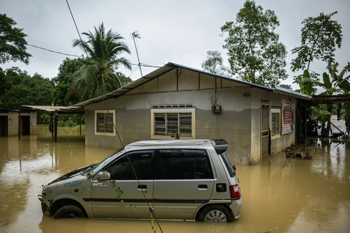 Warga Pahang di Malaysia Dievekuasi Akibat Banjir
