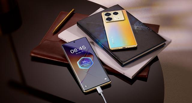 Infinix Note 40 Pro 5G yang resmi meluncur untuk pasar Indonesia. (Dok: Infinix Indonesia)