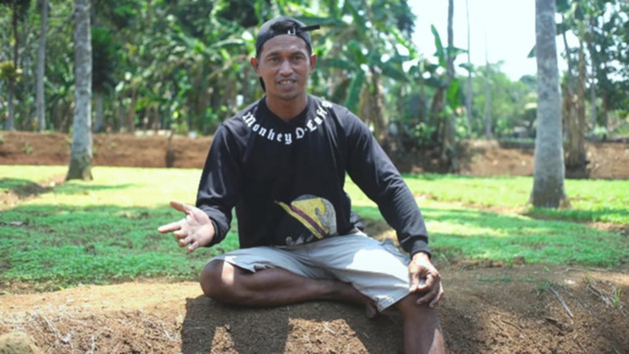 ⁠Hanya Jual Kangkung dan Bayam, Pria Ini Raup Omzet Rp30 Juta Perbulan Bikin Geleng-geleng Kepala