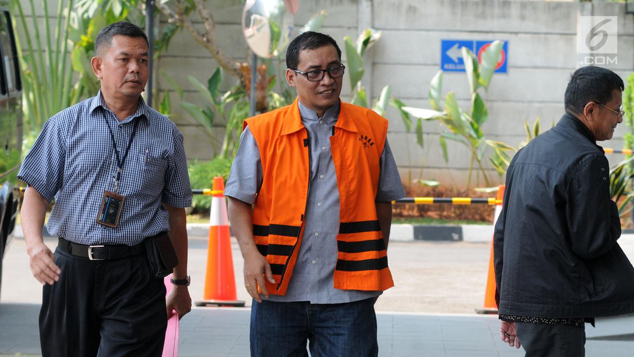 Eks Bupati Tulungagung Syahri Mulyo Bebas Bersyarat