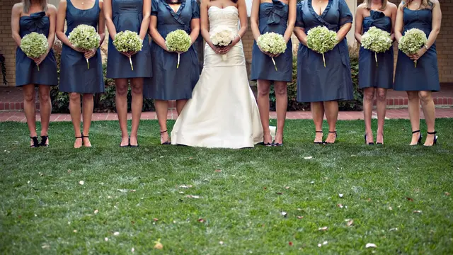 Kisah Calon Pengiring Pengantin Wanita Ditagih Bayar Baju Seragam Bridesmaid Rp1,7 Juta