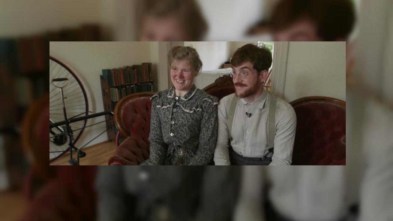 Perkenalkan Pasangan Milienal yang 'Hidup' di Era Victoria