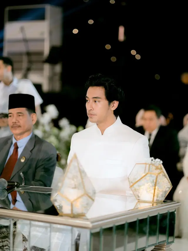 6 Gaya Abidzar Al-Ghifari Setia Dampingi Sang Kakak Adiba Khanza di Rangkaian Prosesi Pernikahan