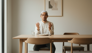 berdoa sesudah makan (created byAI)