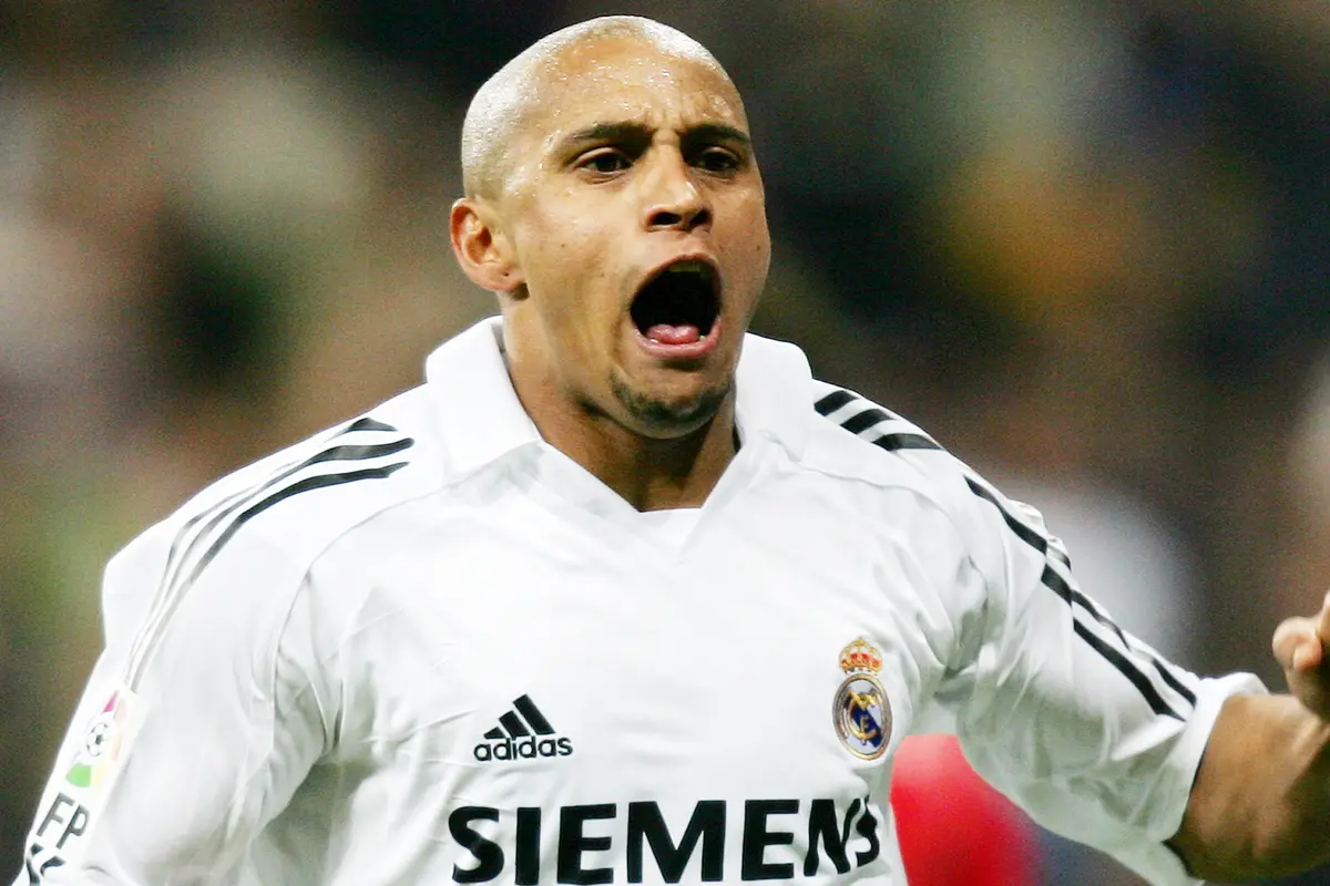 Bek Subur Cetak Gol