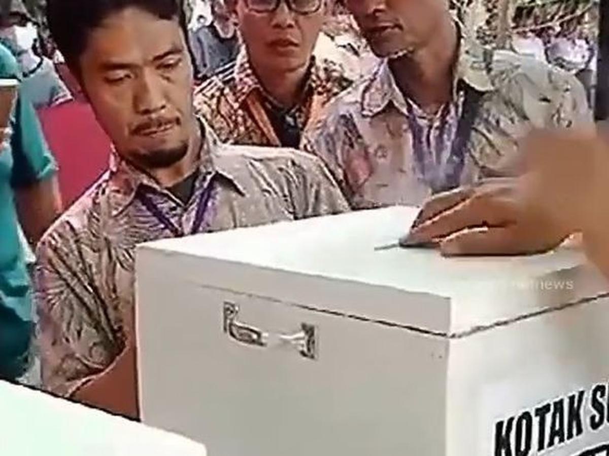 Tidak Pernah Terjadi&nbsp;