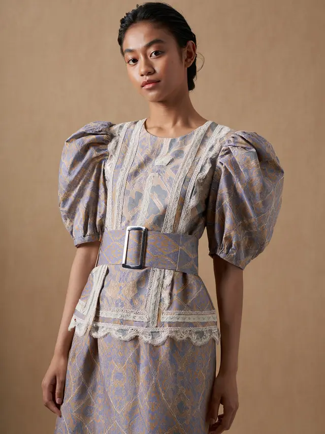 Batik Kombinasi Brokat Lengan Puff Kekinian