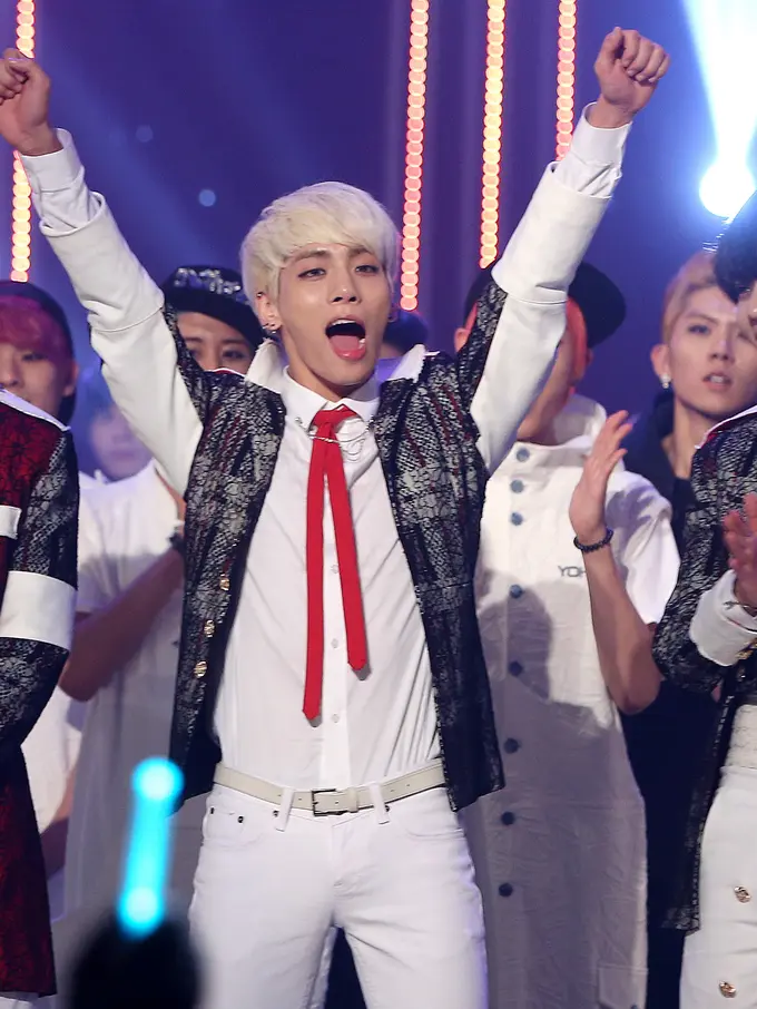 [Bintang] Gaya Fesyen Personel Boyband 'Shinee' Saat di Entertaiment Musik Korea