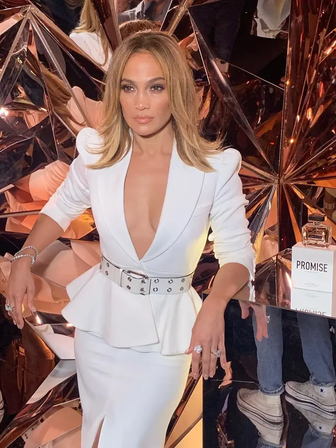 [Fimela] Jennifer Lopez