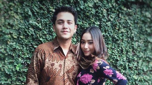 [Bintang] Adzana Bing Slamet dan Rizky Alatas