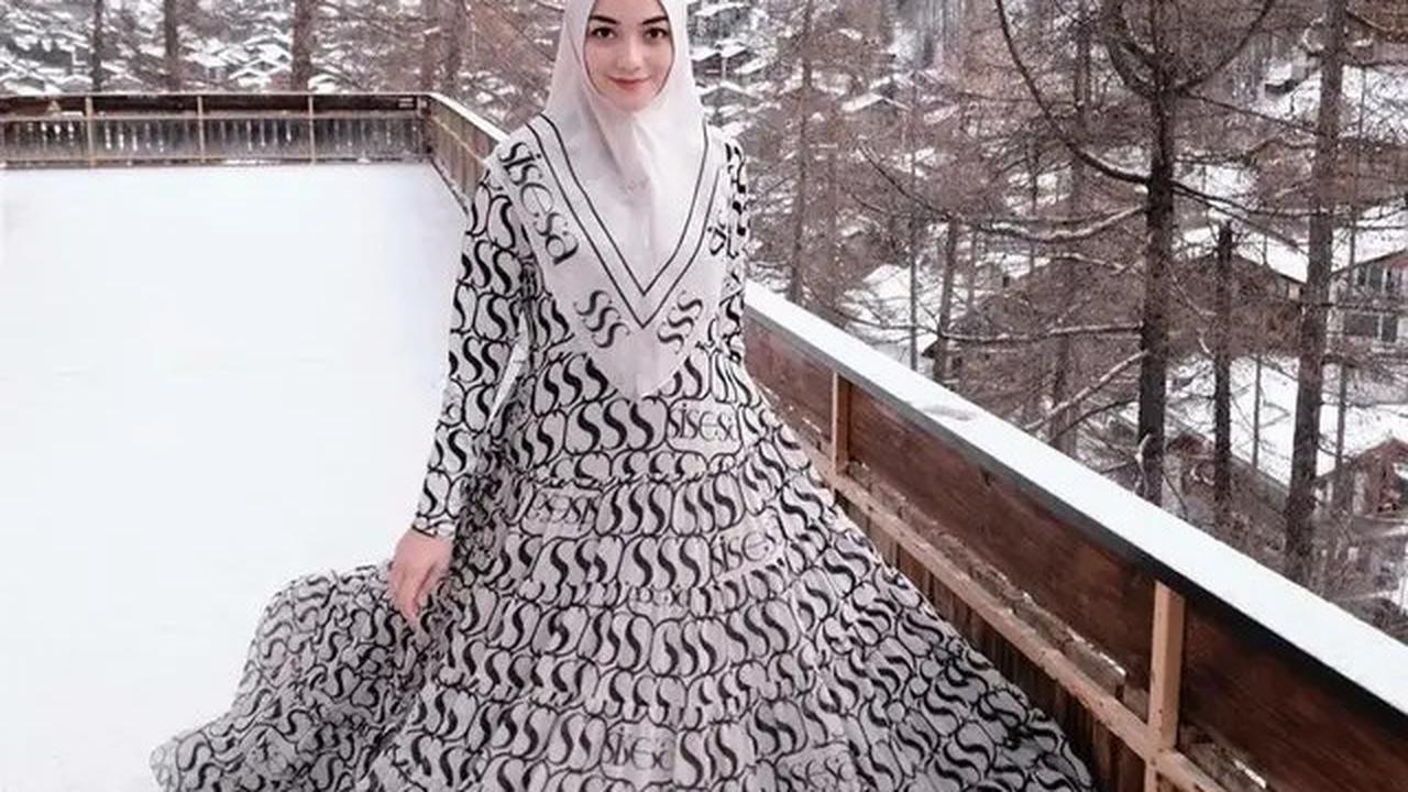 5 Tren Hijab 2025 yang Lagi Hits, Bikin Kamu Makin Stylish!