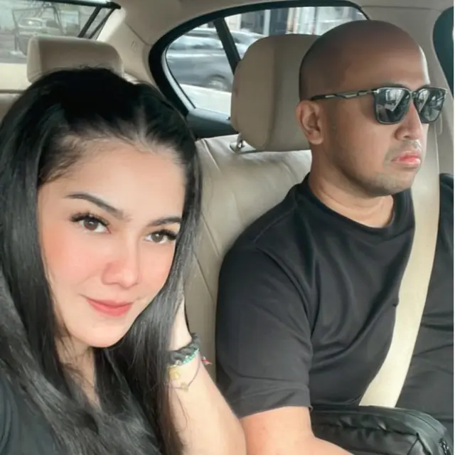 6 Potret Terbaru Inka Noverita dan Suami, 10 Tahun Bersama Jauh dari Gosip