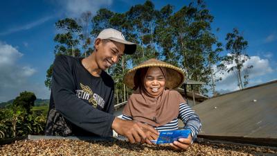 Fokus Perkuat Ekonomi Rakyat, BRI Raih Penghargaan Global Finance untuk UMKM Pertanian dan Pedesaan
