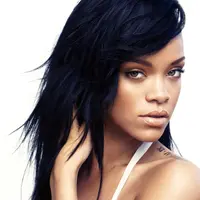 Rihanna (via blog.promotion-us.com)