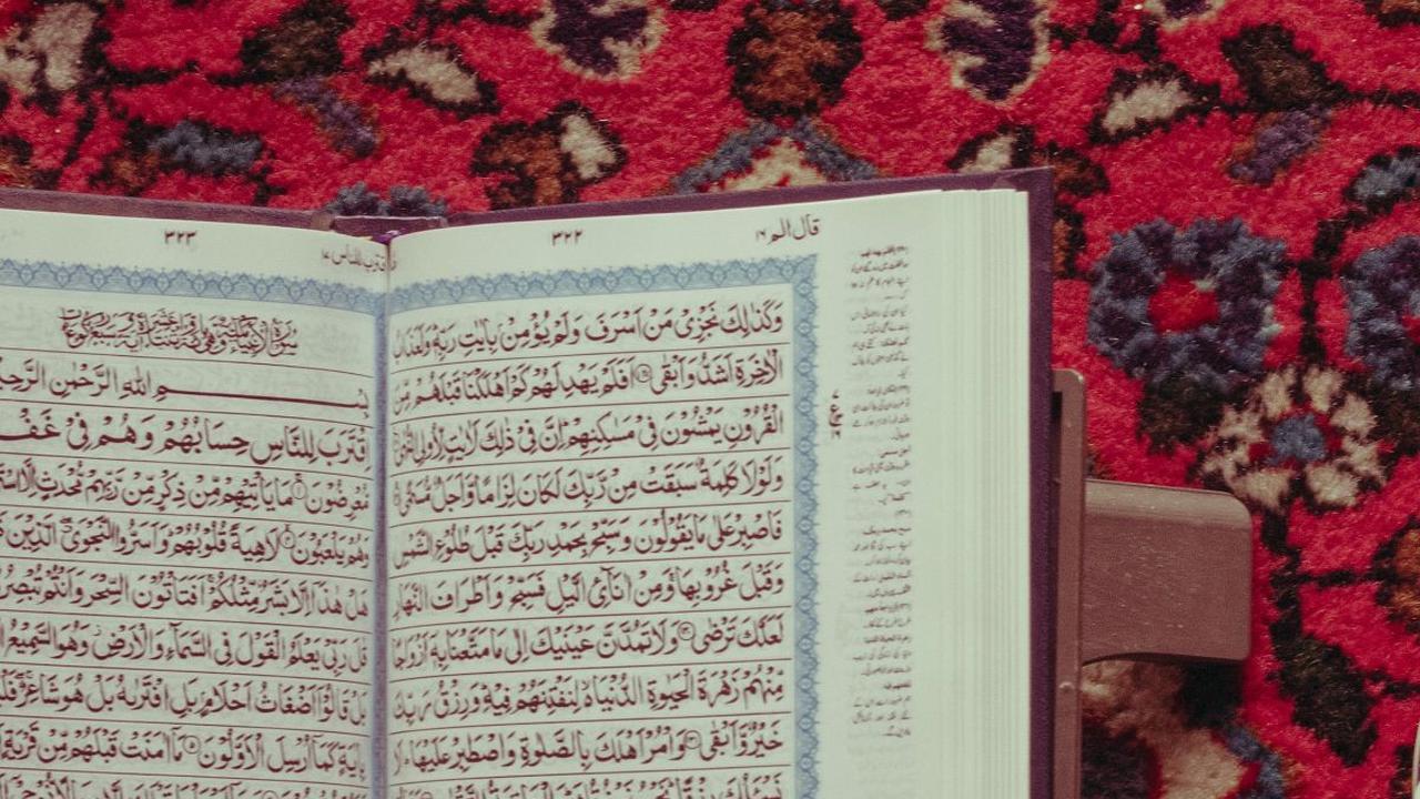 <b>Makna dan Keutamaan Surat Yasin</b>