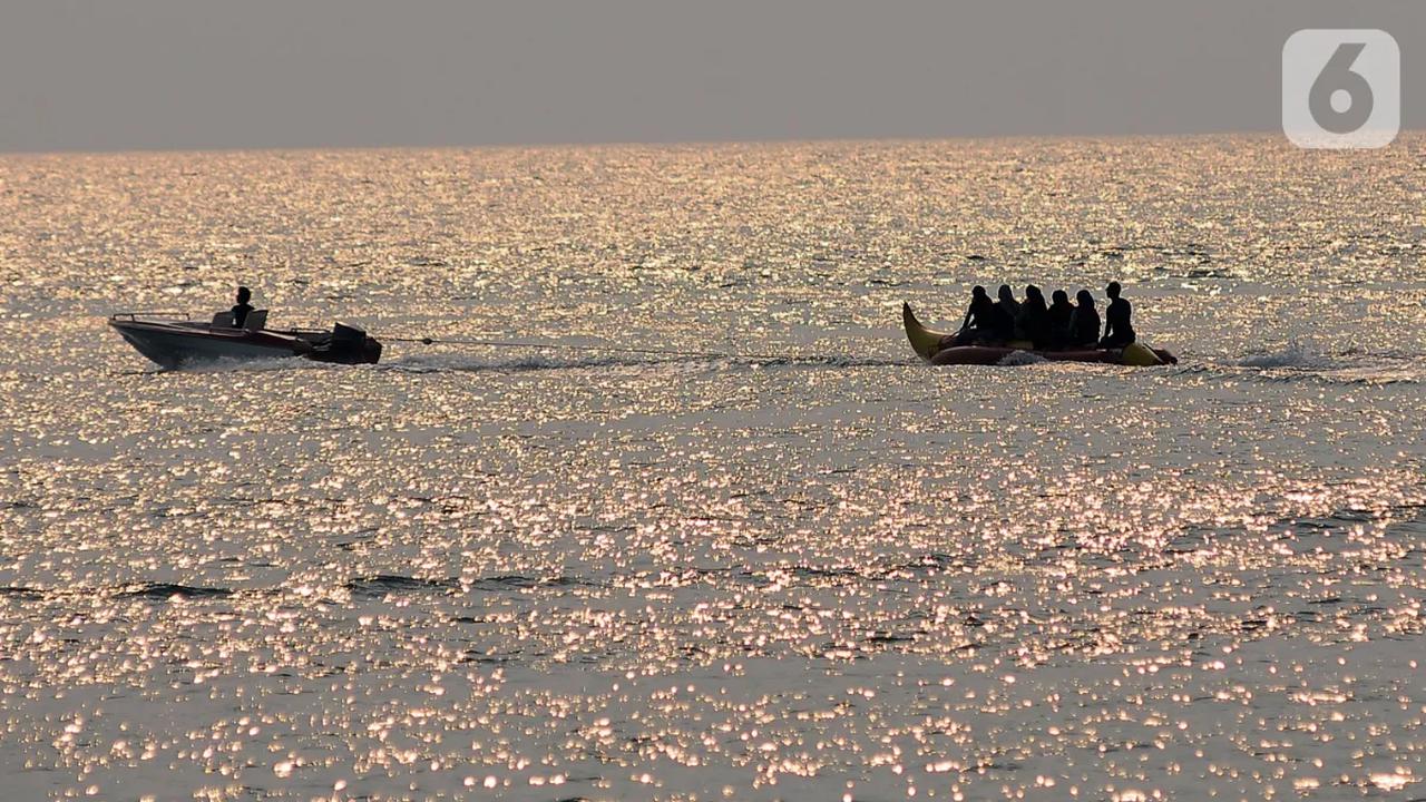 Yurlena mengungkapkan jarak pantai Anyer ke GAK mencapai 45-50 Km, dan radius tidak aman akibat erupsi berada di 5 Km seputar GAK.<br>