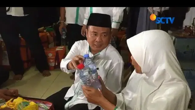 Petugas Haji Indonesia kembali mengimbau larangan membawa air zamzam ke dalam pesawat.