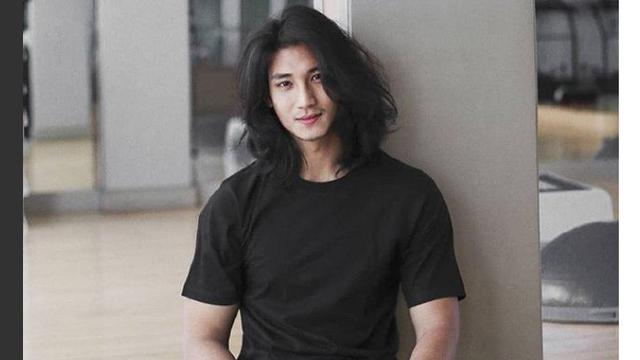 Model Myanmar, Paing Takhon.