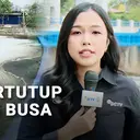Sungai Tertutup Hamparan Busa