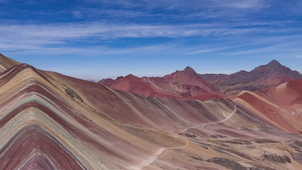 [Fimela] Gunung Pelangi, Peru