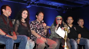 Renny Djajoesman Bersama I.Ki