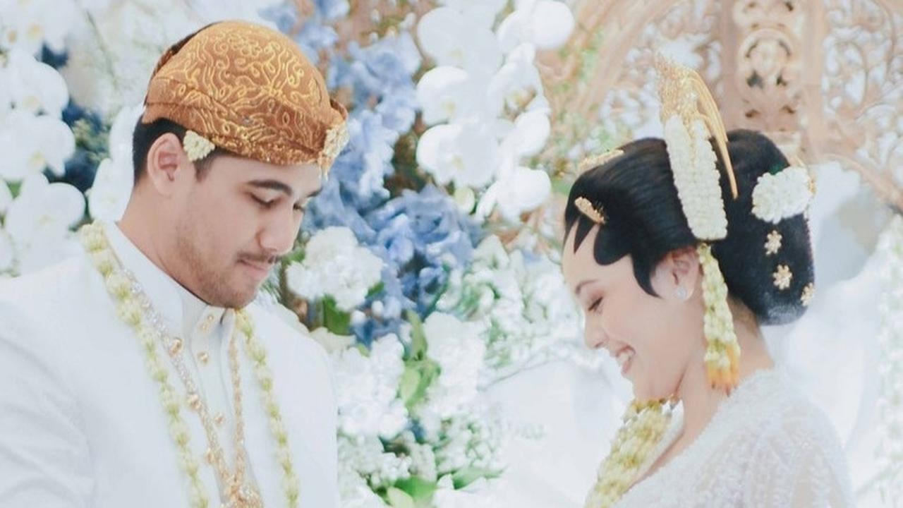 Doa untuk Pengantin Setelah Akad Nikah Lengkap Beserta Latin dan Terjemahnya