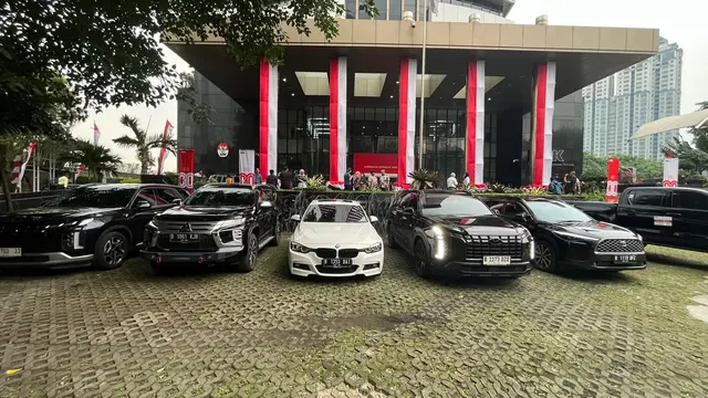 Barang Bukti OTT KPK Wamenaker Immanuel Ebenezer.