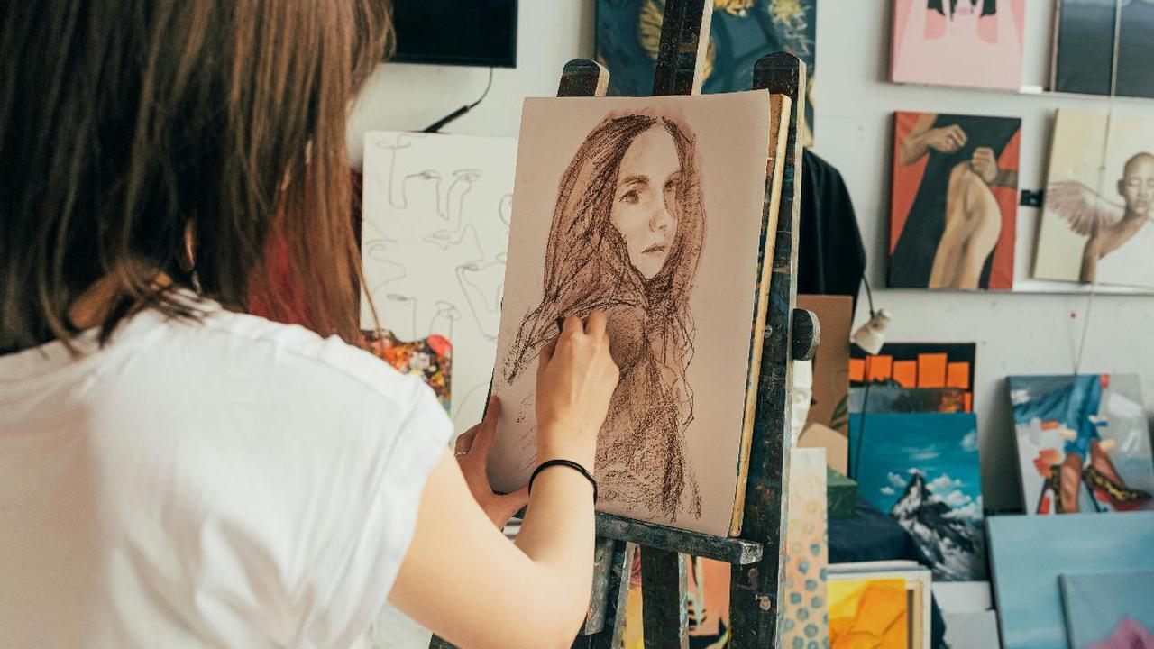 Seni Lukis atau Menggambar<br>