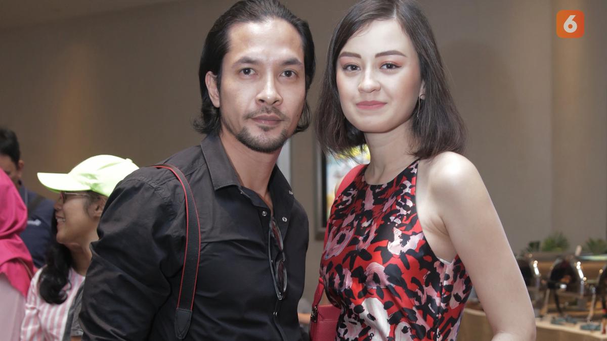 Umumkan Kehamilan, Ini 7 Potret Mesra Kimberly Ryder dan Sang Suami
