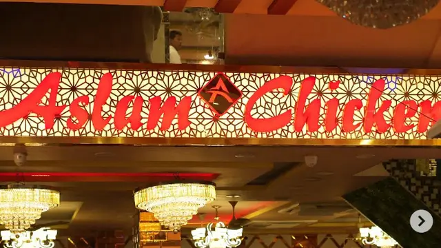 Aslam Chicken, Restaurant