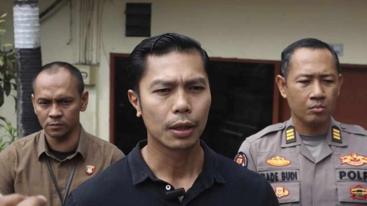 Polisi Tangkap Dua Penagih Utang Depok yang Aniaya Warga, STNK dan Kunci Mobil Dirampas