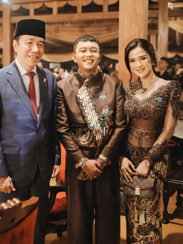 Bella Bonita  Hadir di Pernikahan Anak Soimah. [@bellabonita_r.a]
